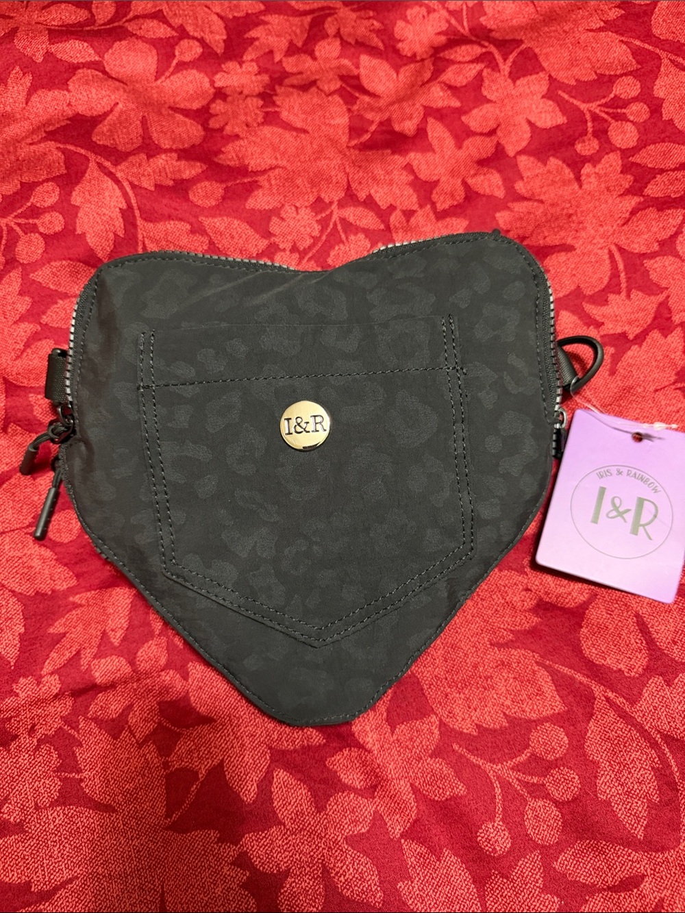 I&R Heart-Shaped flex sling/tote  Crossbody Bag in Black